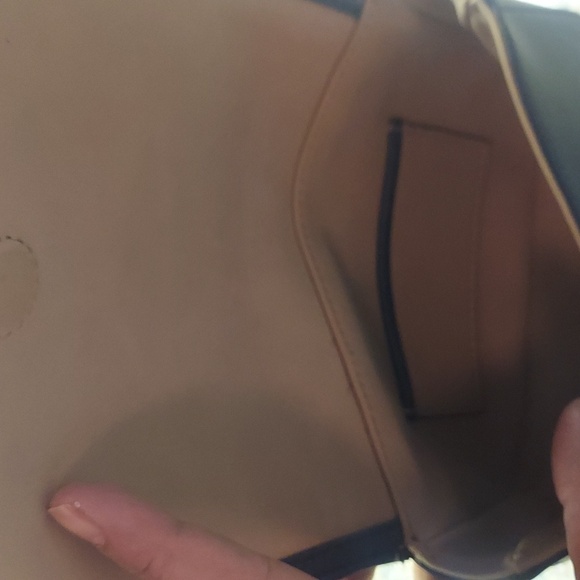 MICHAEL KORS Envelope Flap Clutch Bag - Picture 3 of 4